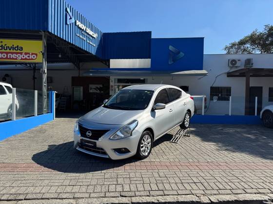 NISSAN VERSA 1.6 16V FLEXSTART UNIQUE 4P MANUAL NISSAN VERSA 1.6 16V FLEXSTART UNIQUE 4P MANUAL